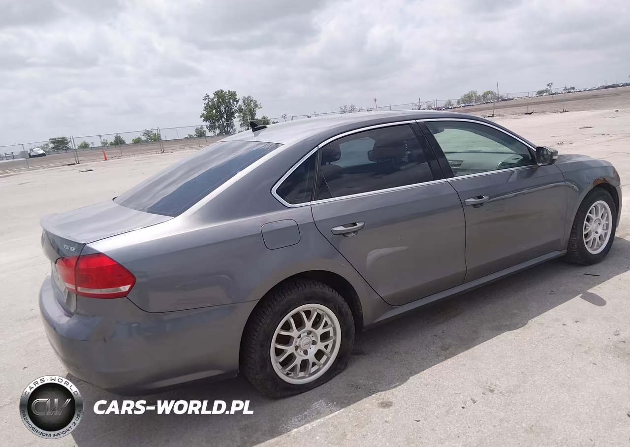 2014 Volkswagen Passat 2.0L Tdi Se VIN:1VWBN7A34EC064198 - 4