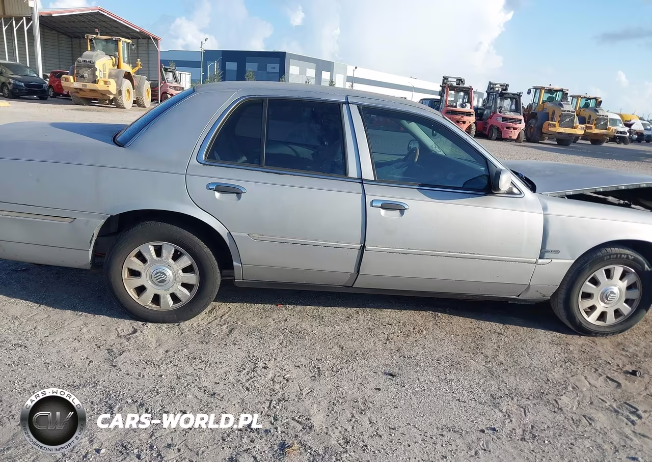 2003 Mercury Grand Marquis Ls VIN:2MEFM75W43X680607 - 13