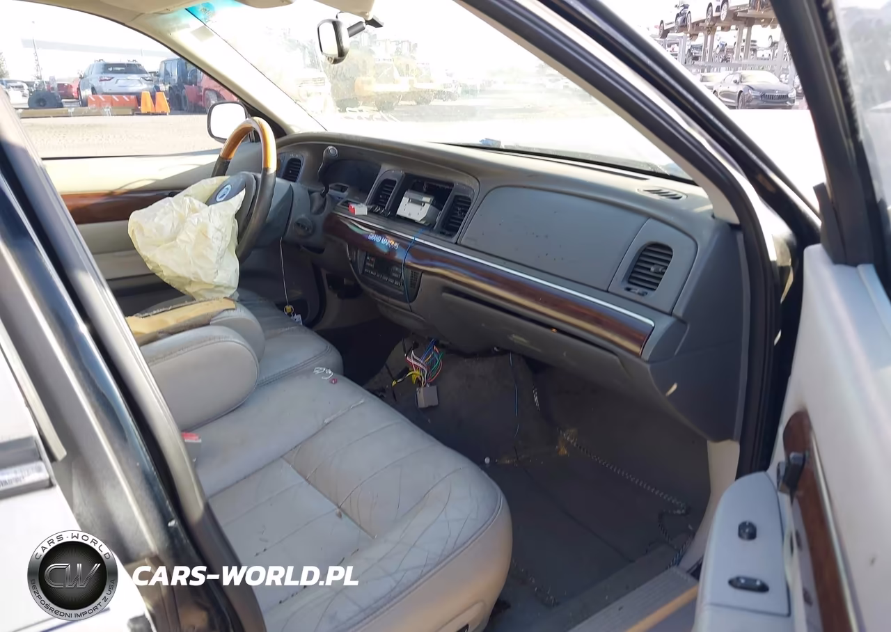 2003 Mercury Grand Marquis Ls VIN:2MEFM75W43X680607 - 5