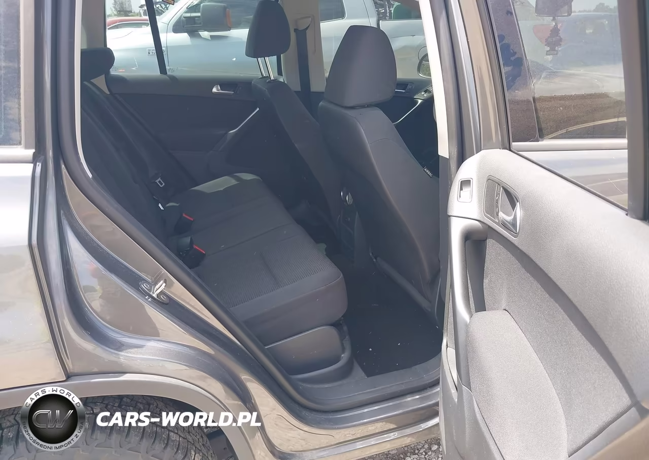 2014 Volkswagen Tiguan S VIN:WVGCV3AX4EW624105 - 8