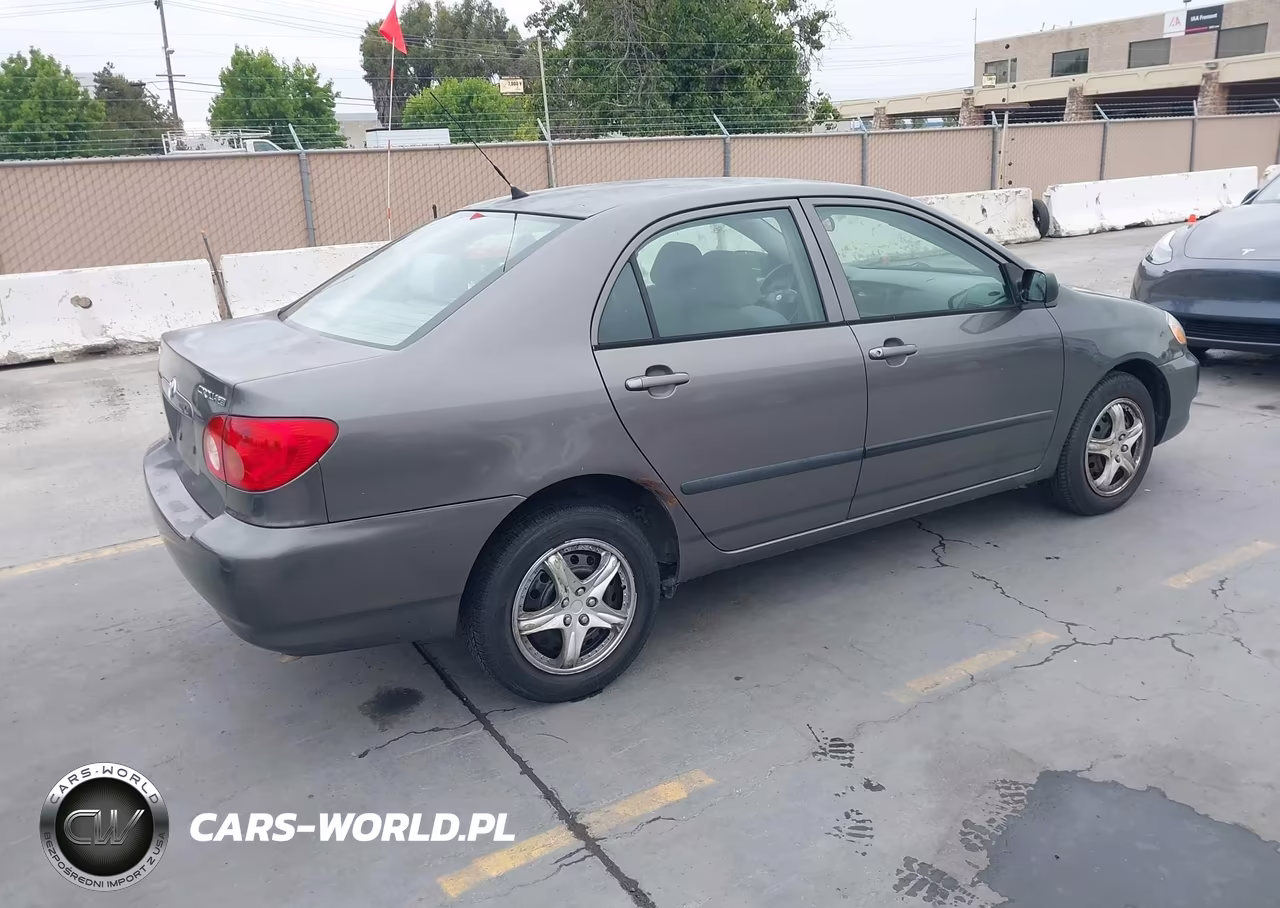 2007 Toyota Corolla Ce VIN:1NXBR32E97Z785061 - 4