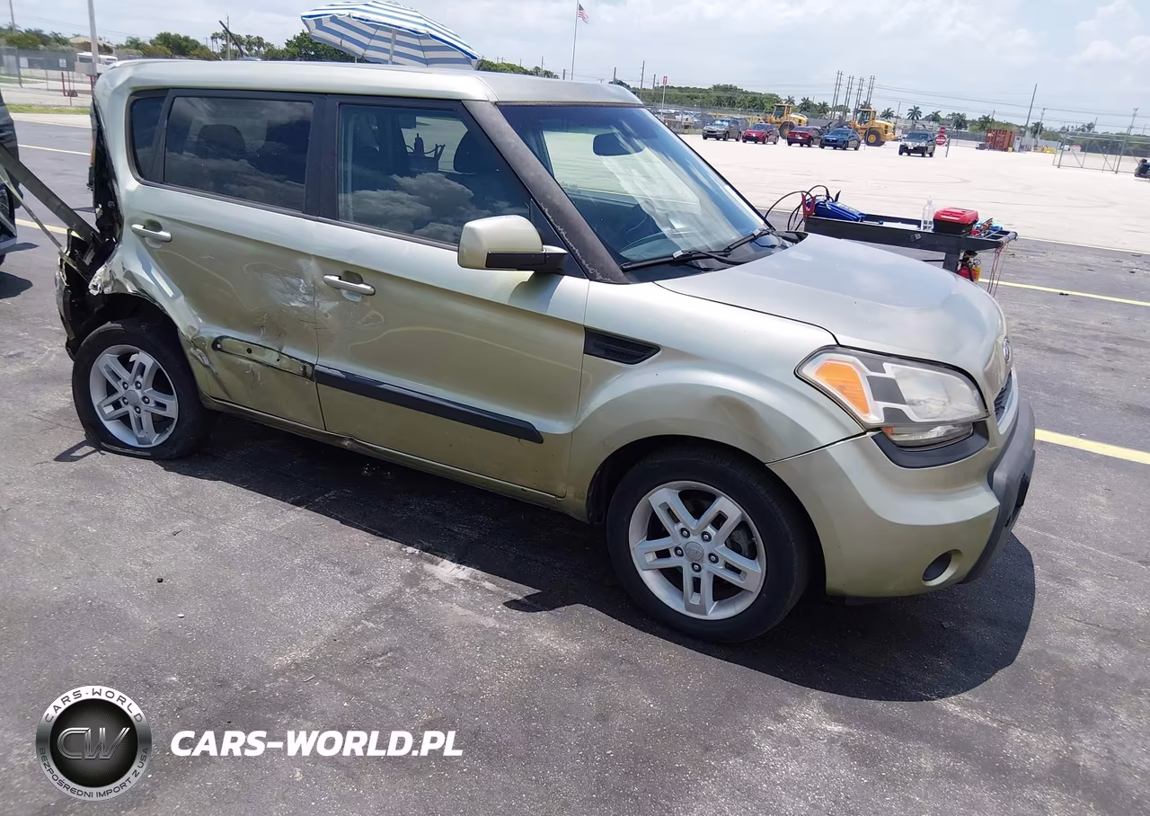 2011 Kia Soul +