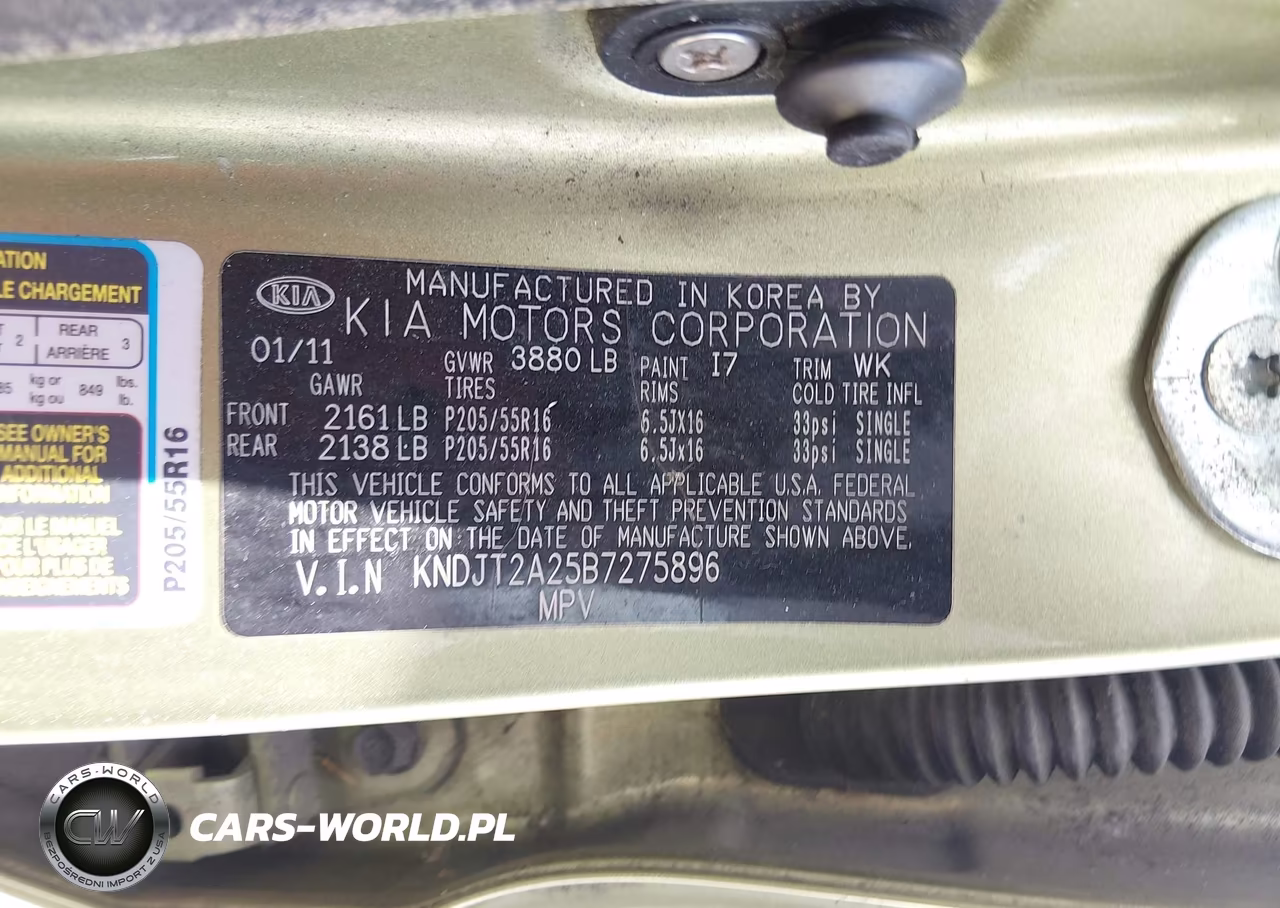2011 Kia Soul + VIN:KNDJT2A25B7275896 - 9