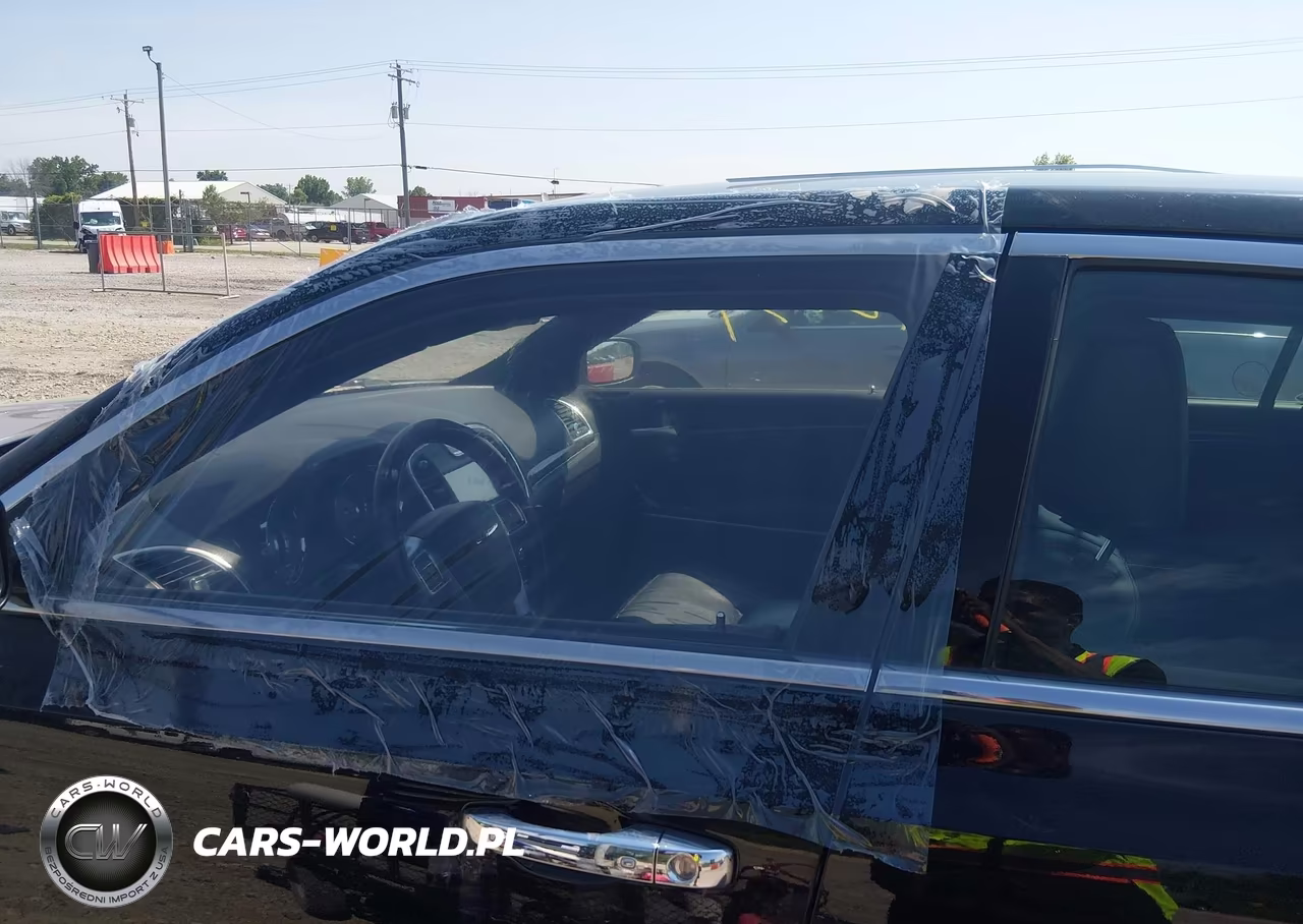 2013 Chrysler 300C VIN:2C3CCAEG1DH504109 - 6