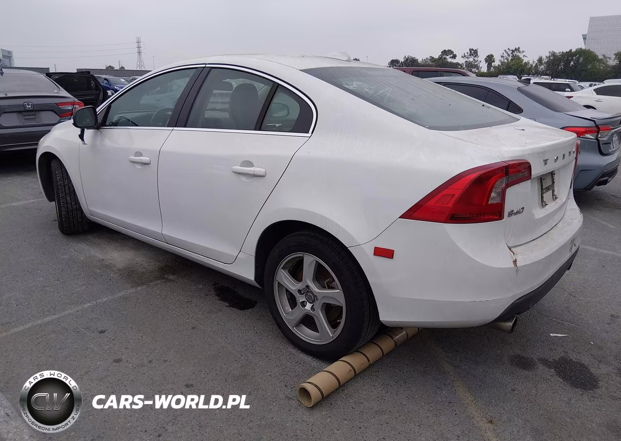 2013 Volvo S60 T5 VIN:YV1612FS3D2221740 - 3