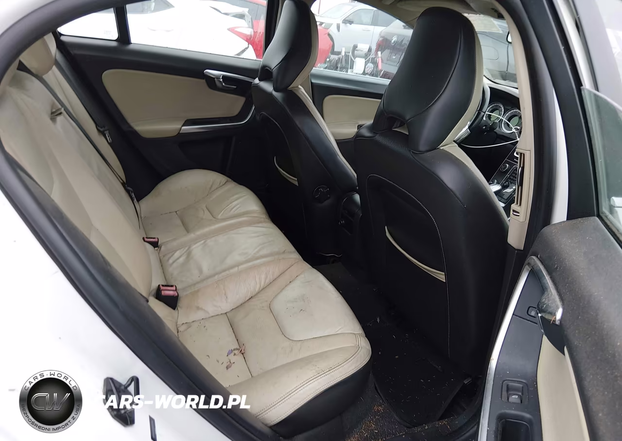 2013 Volvo S60 T5 VIN:YV1612FS3D2221740 - 8