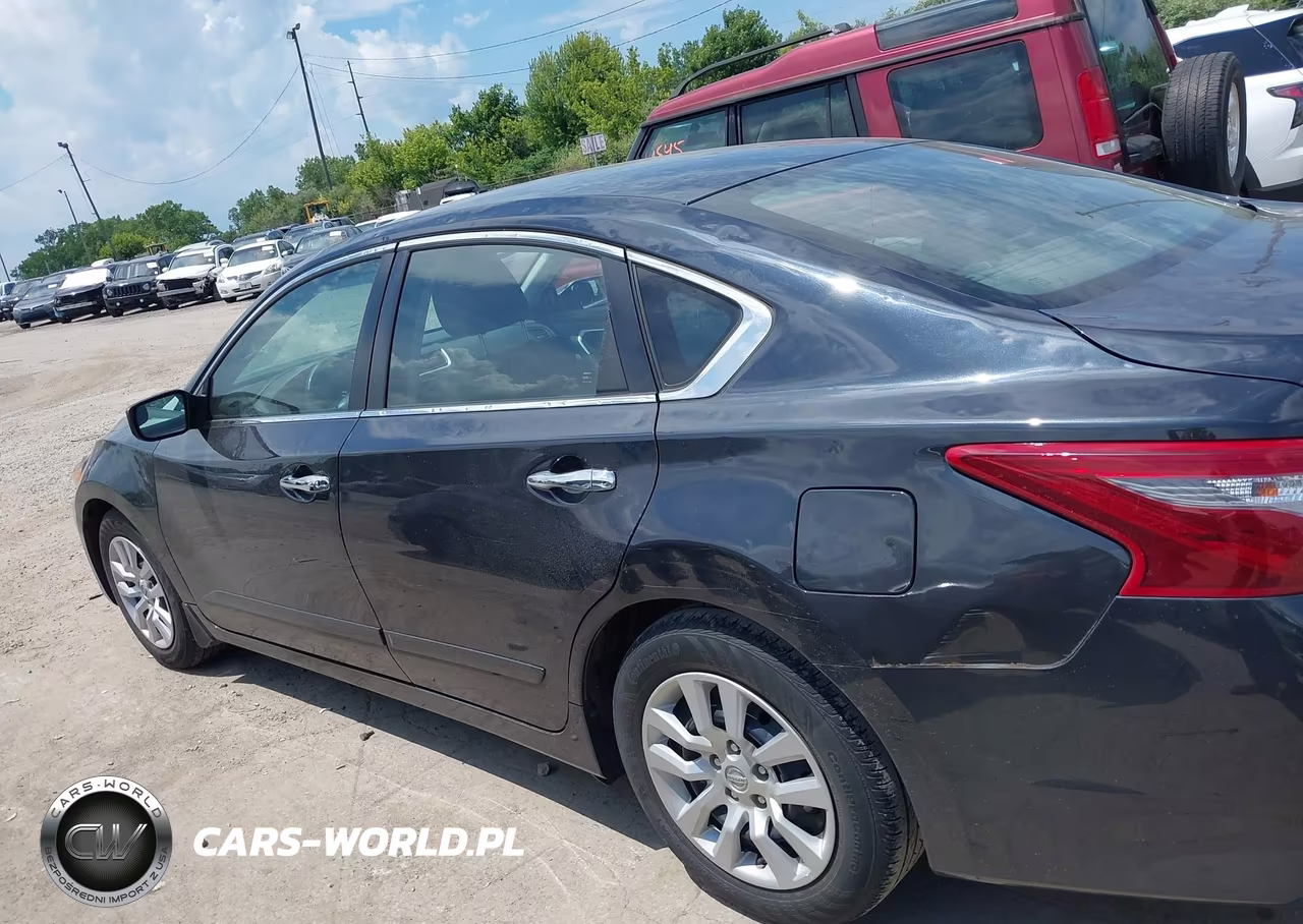 2018 Nissan Altima 2.5 S VIN:1N4AL3AP7JC479483 - 14