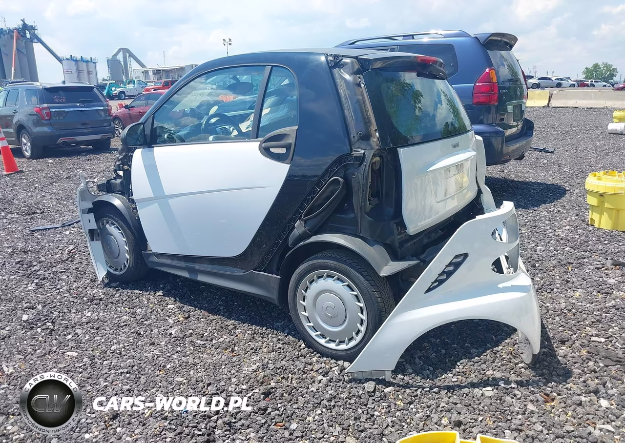 2015 Smart Fortwo Pure VIN:WMEEJ3BA4FK798656 - 3