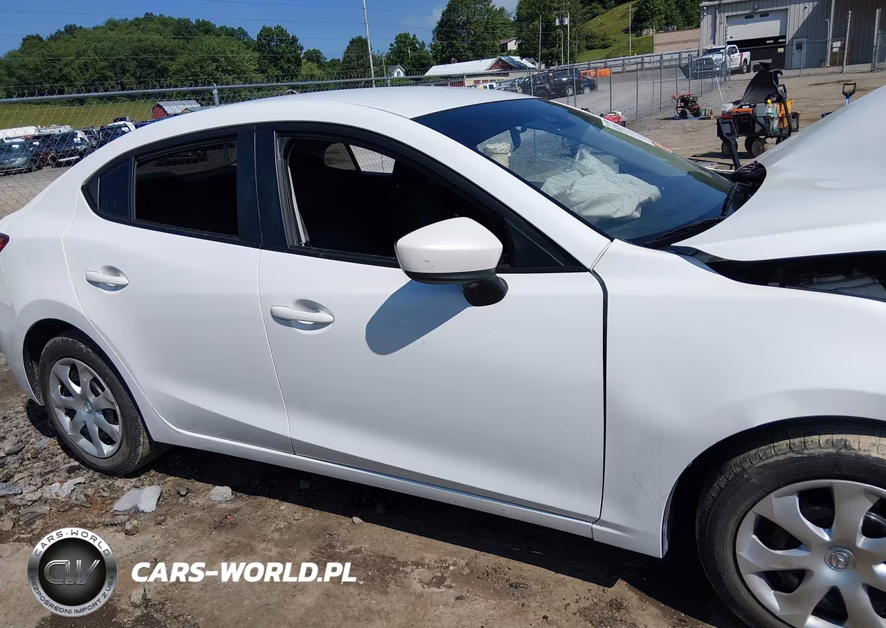 2018 Mazda Mazda3 Sport VIN:3MZBN1U70JM214716 - 13