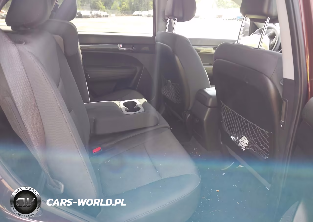 2012 Kia Sorento Lx VIN:5XYKT3A67CG246384 - 8