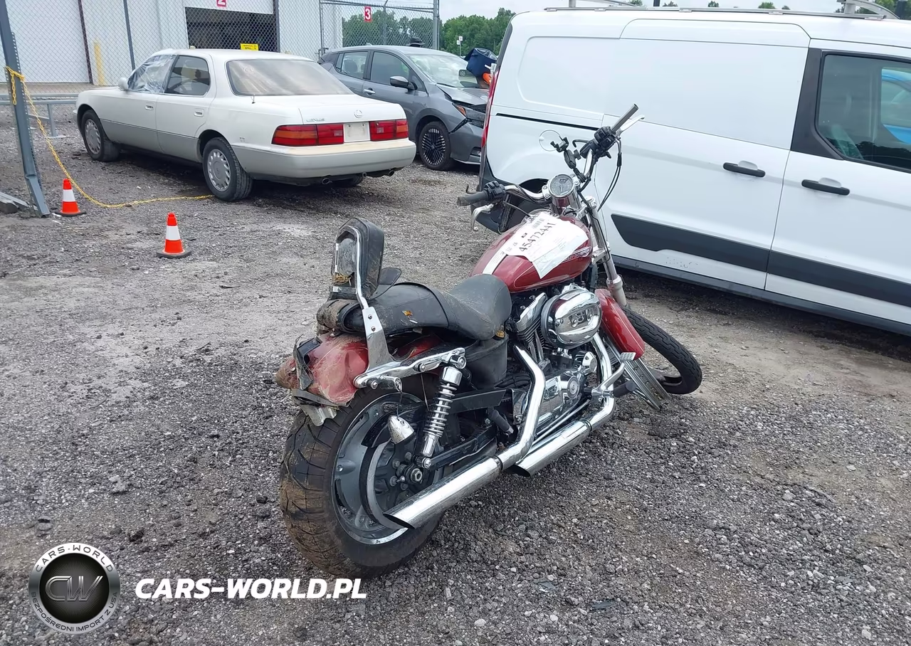 2009 Harley-Davidson Xl1200 C VIN:1HD1CT3189K434507 - 4