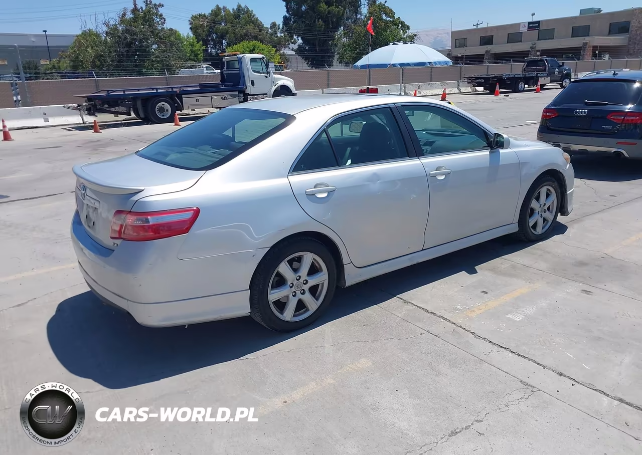 2008 Toyota Camry Se V6 VIN:4T1BK46K38U565569 - 4