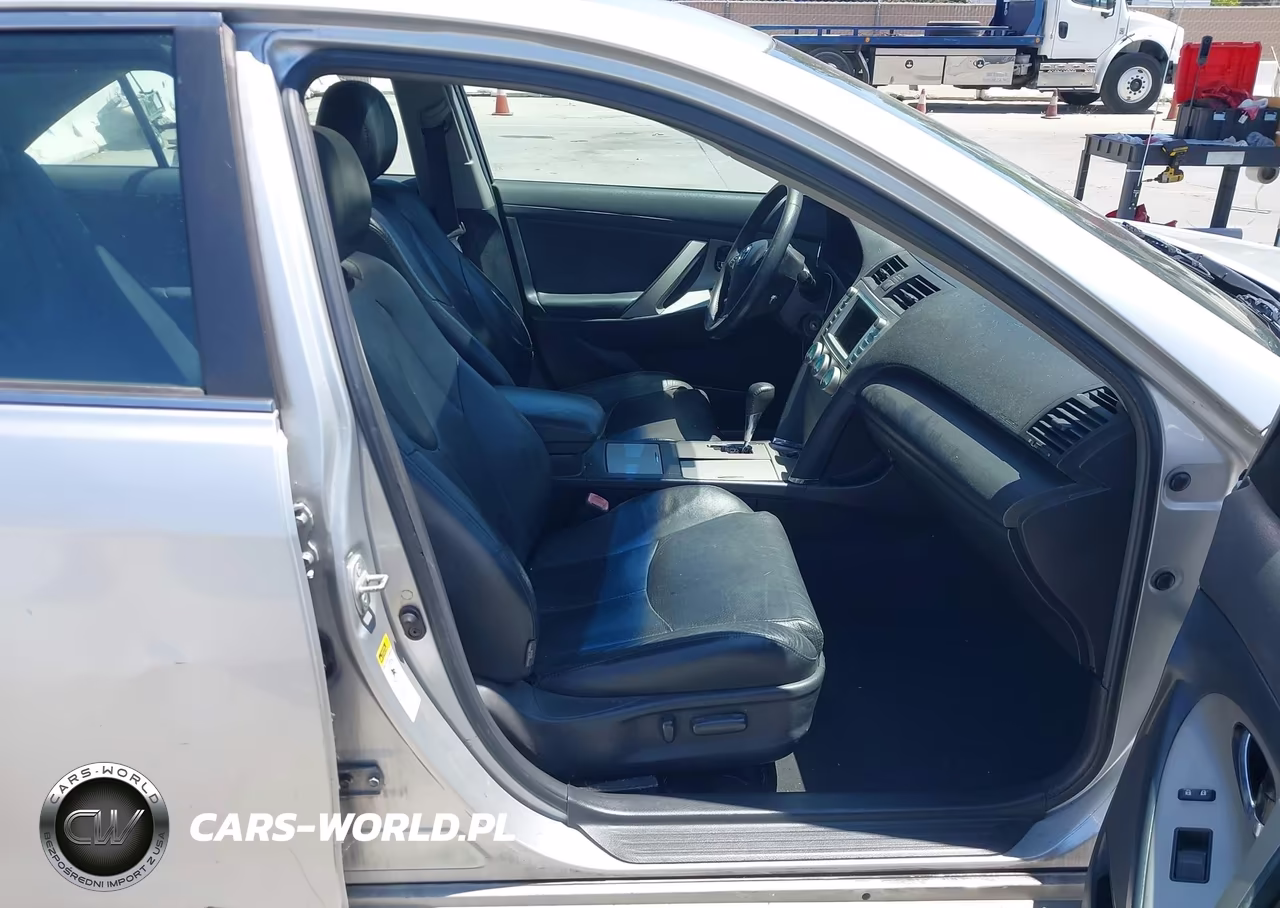 2008 Toyota Camry Se V6 VIN:4T1BK46K38U565569 - 5