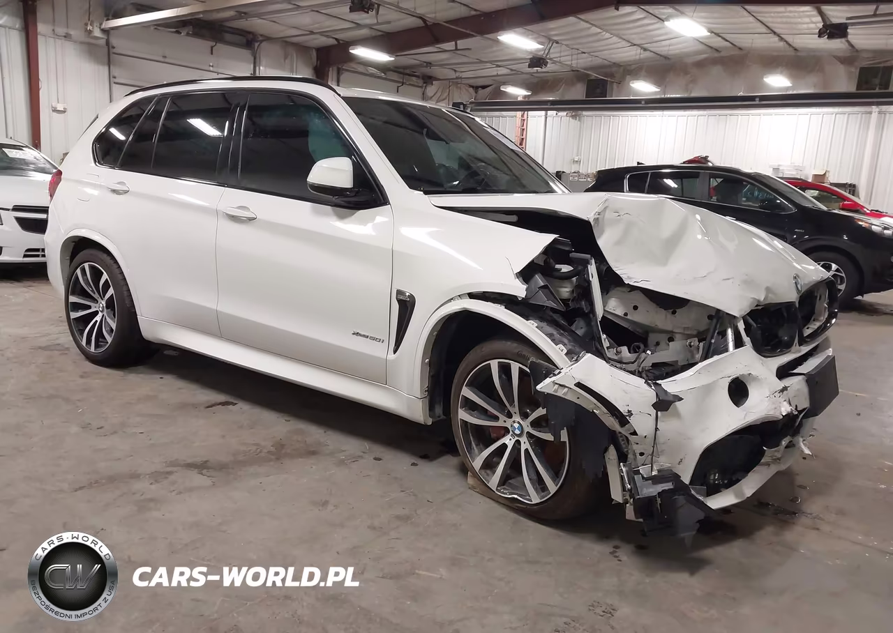 2016 BMW X5 xDrive50I – zdjęcie 1 z 19