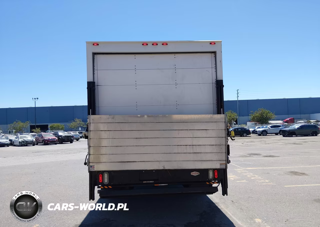 2016 Chevrolet Express Cutaway 3500 VIN:1GB3GRCG7G1260801 - 17