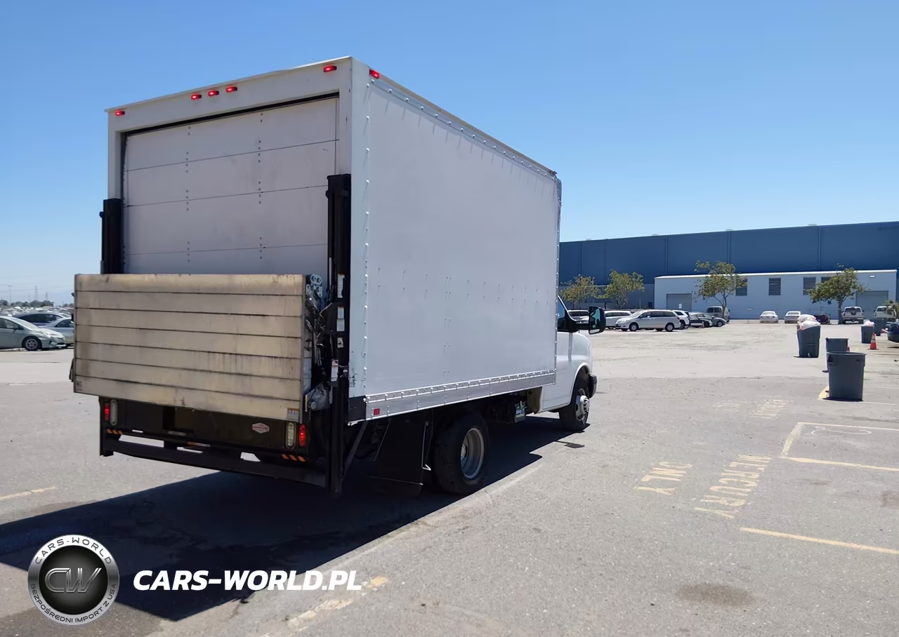 2016 Chevrolet Express Cutaway 3500 VIN:1GB3GRCG7G1260801 - 4