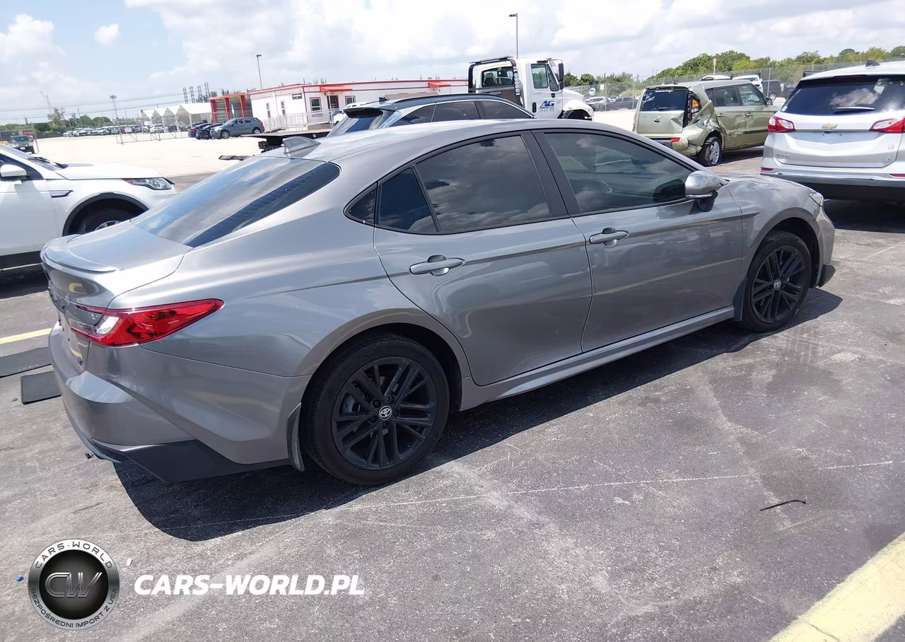 2025 Toyota Camry Se VIN:4T1DBADK2SU523573 - 4