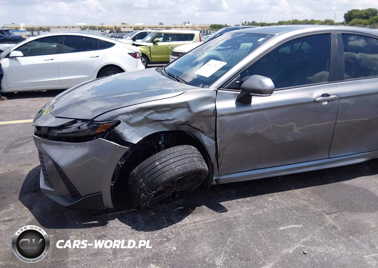 2025 Toyota Camry Se VIN:4T1DBADK2SU523573 - 6
