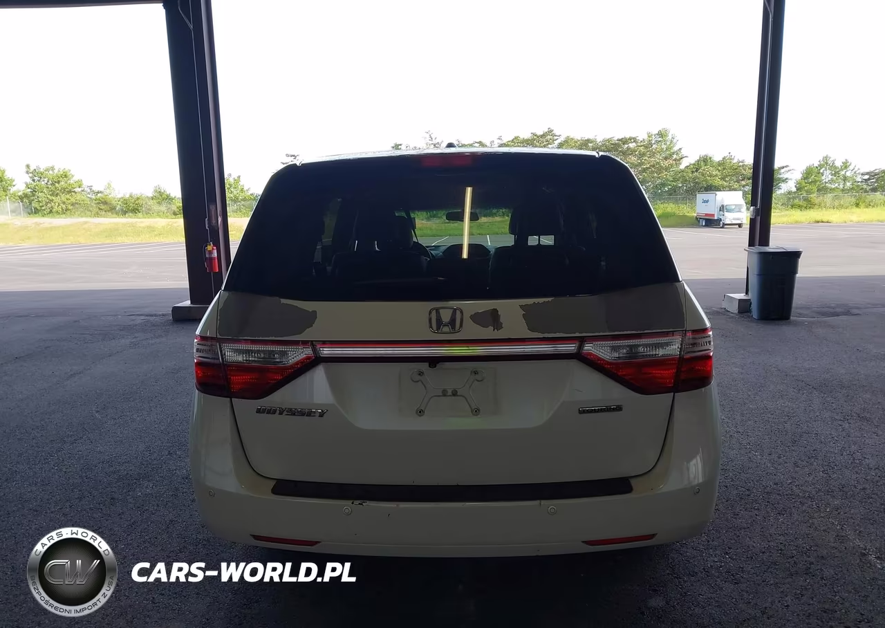 2013 Honda Odyssey Touring-Touring Elite VIN:5FNRL5H93DB031636 - 16