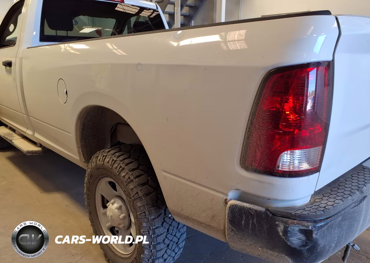 2018 Ram 2500 Tradesman 4X4 8' Box VIN:3C6LR5AT5JG287610 - 16