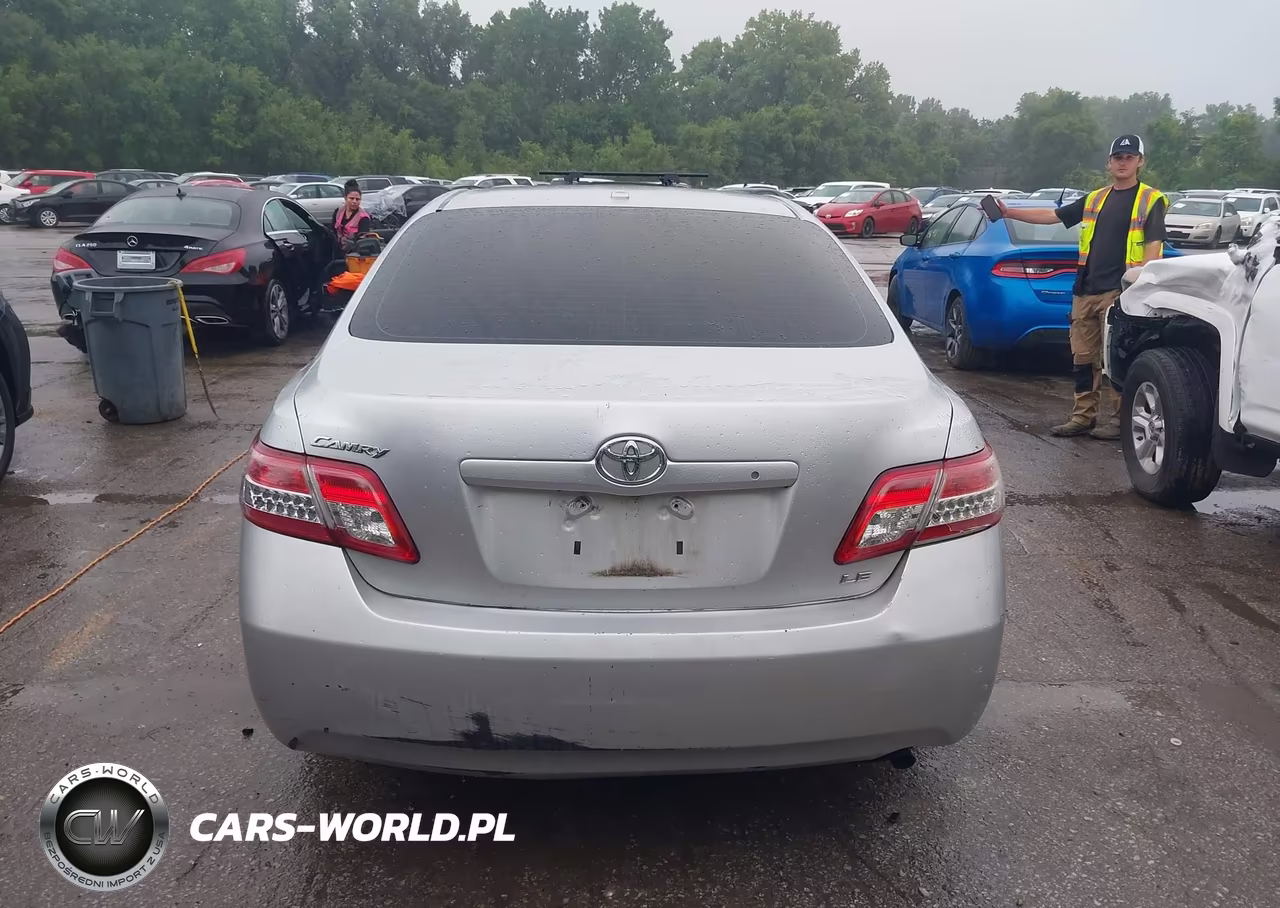 2011 Toyota Camry Le VIN:4T1BF3EK7BU658814 - 17