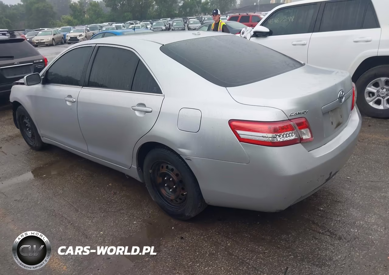 2011 Toyota Camry Le VIN:4T1BF3EK7BU658814 - 3