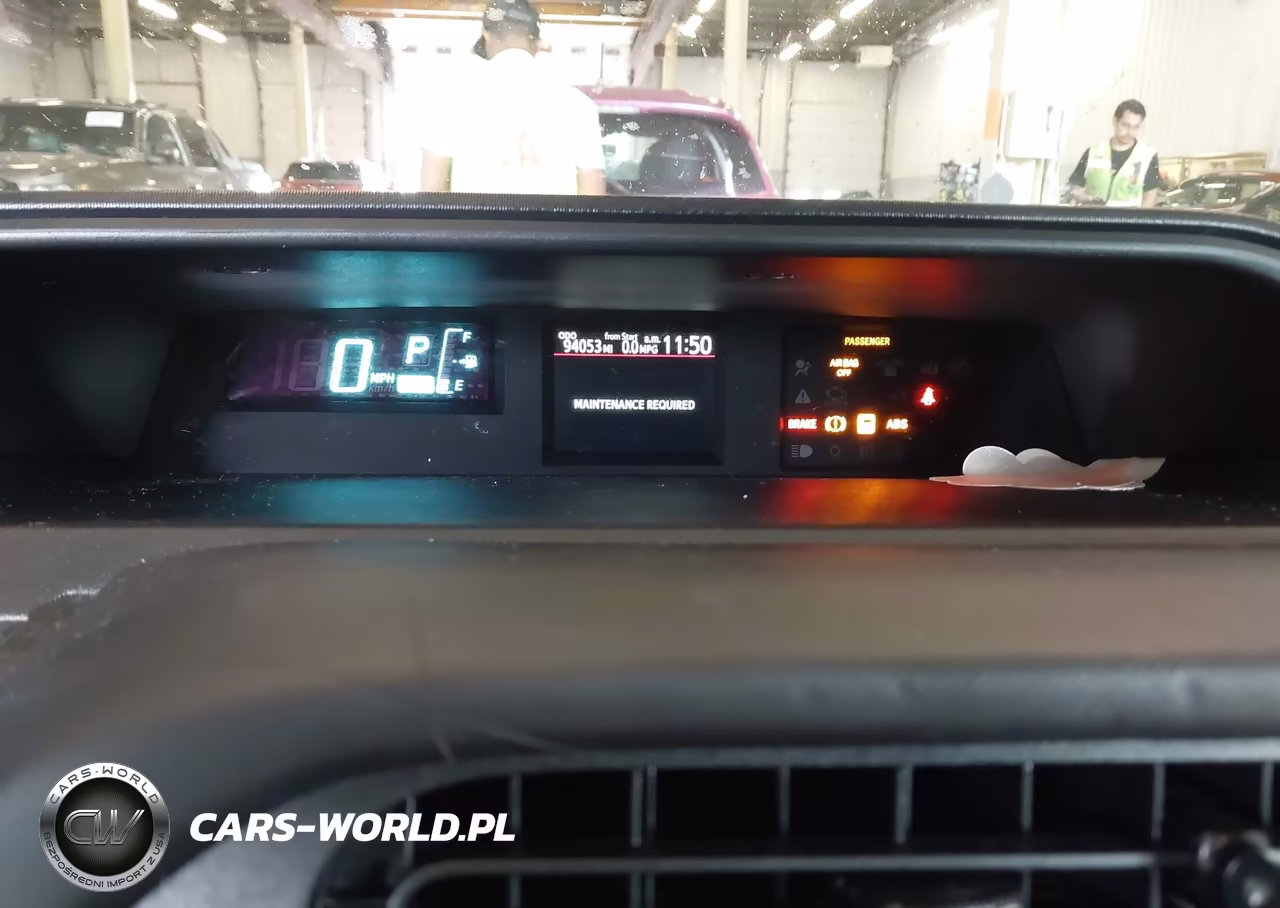 2014 Toyota Prius C Two VIN:JTDKDTB39E1558257 - 7