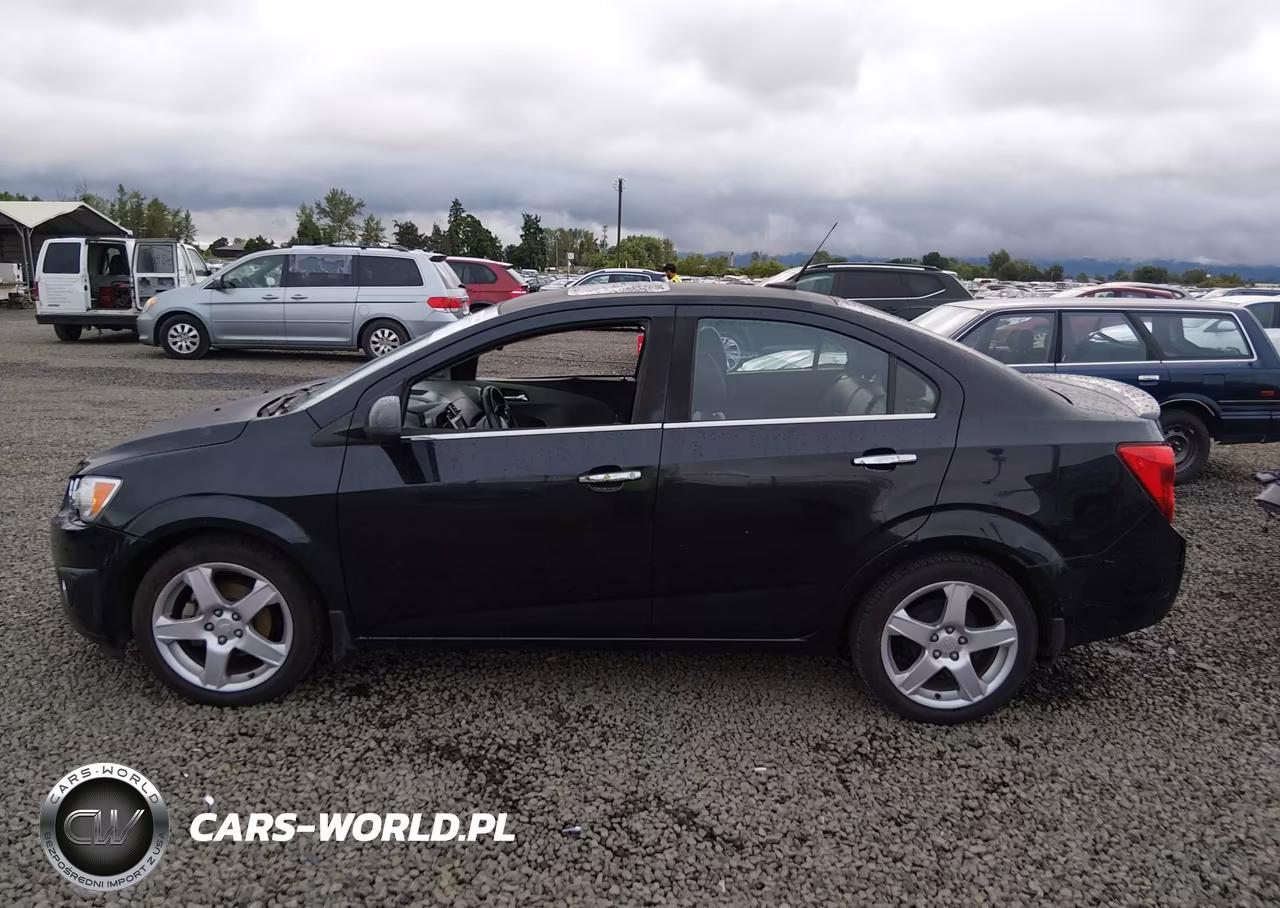 2013 Chevrolet Sonic Ltz Auto VIN:1G1JE5SB2D4157070 - 14