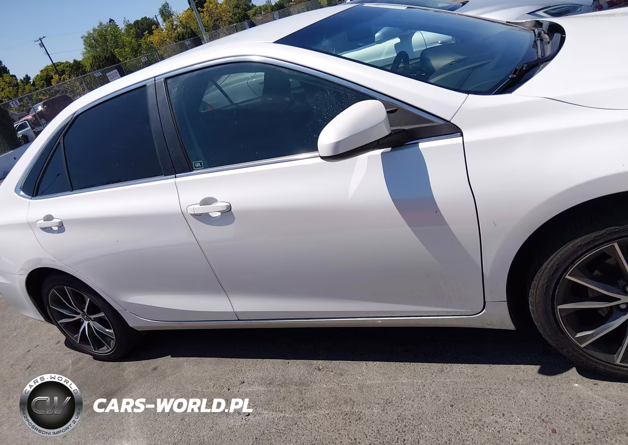 2017 Toyota Camry Xse VIN:4T1BF1FK4HU353802 - 13