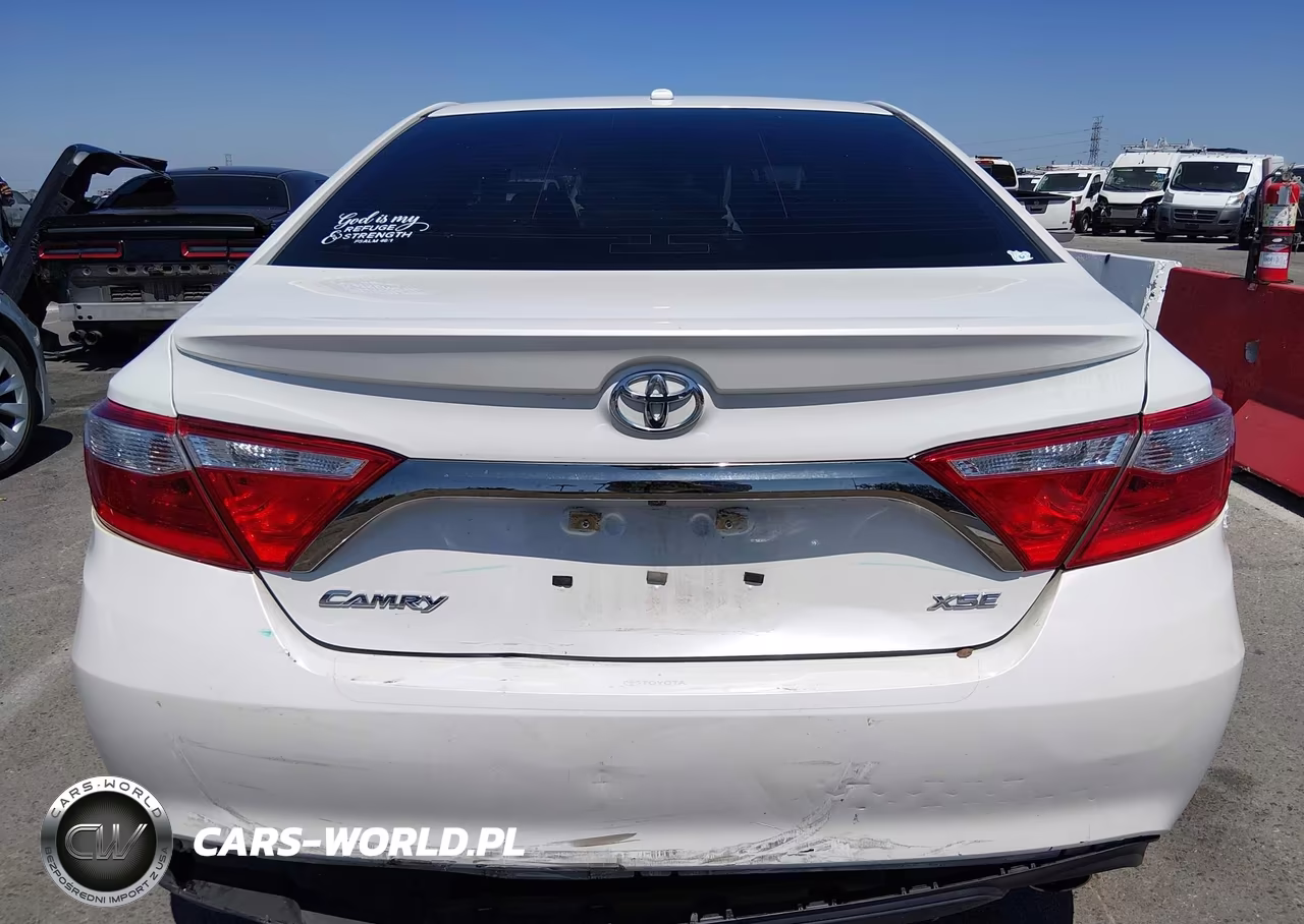 2017 Toyota Camry Xse VIN:4T1BF1FK4HU353802 - 16