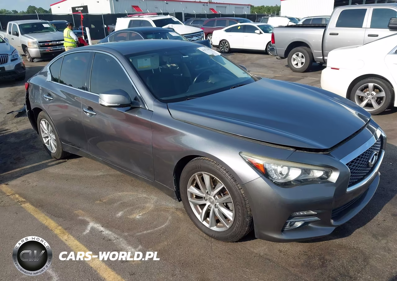 2015 Infiniti Q50 Premium – zdjęcie 1 z 16