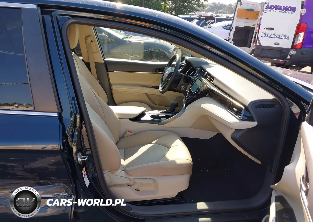 2019 Toyota Camry Le VIN:4T1B11HK5KU702338 - 5