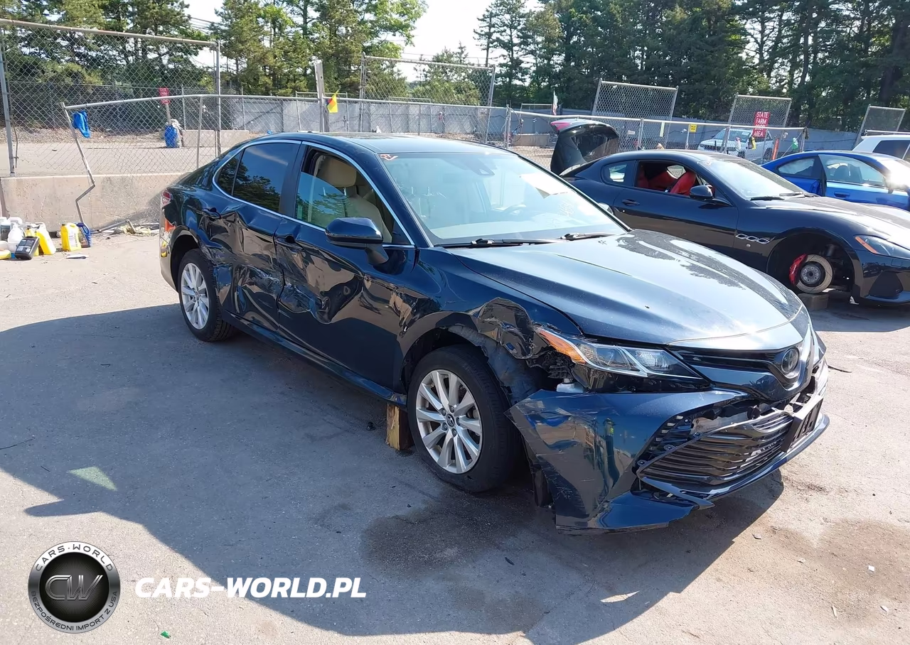 2019 Toyota Camry Le VIN:4T1B11HK5KU702338 - 6