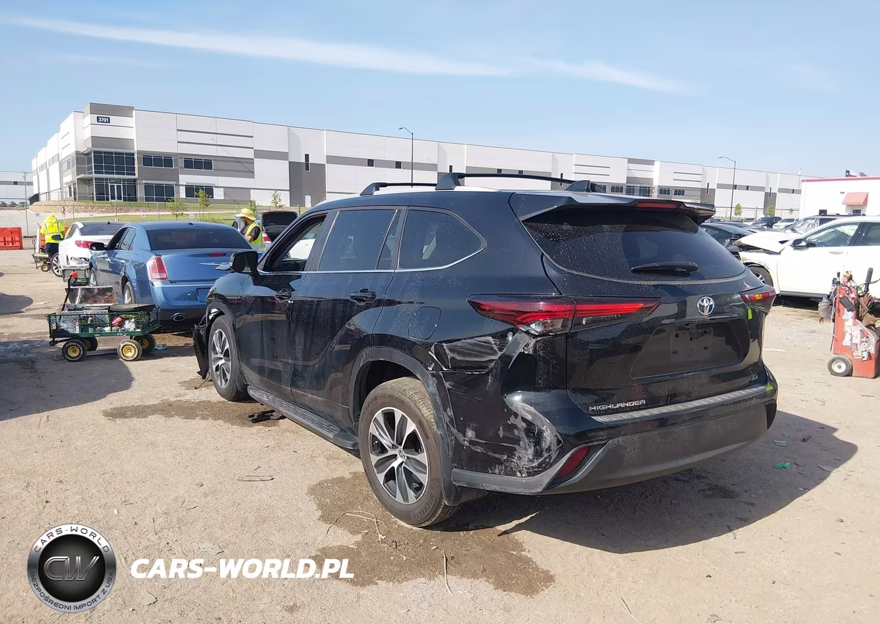 2024 Toyota Highlander Xle VIN:5TDKDRAH7RS052127 - 3