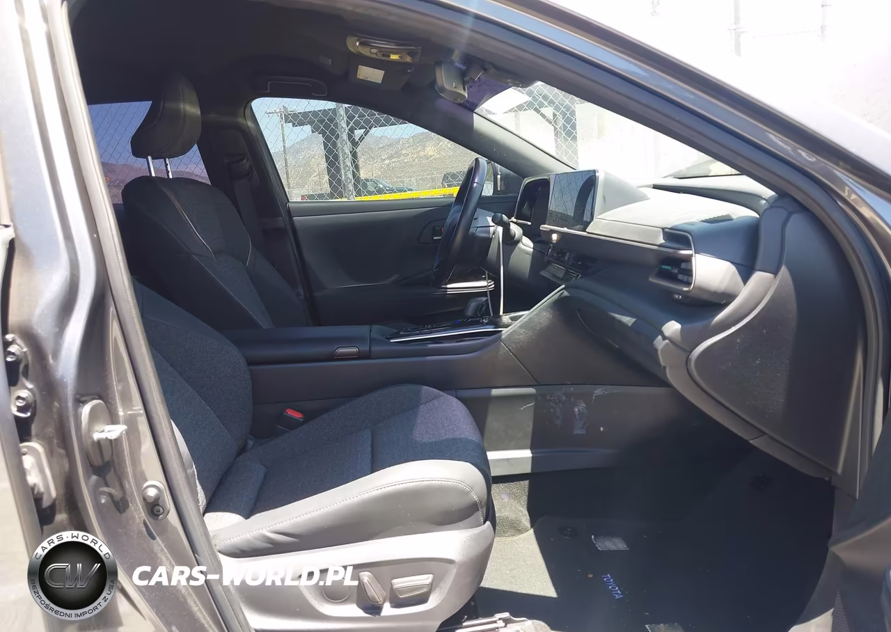 2024 Toyota Crown Xle VIN:JTDAAAAF1R3022241 - 5