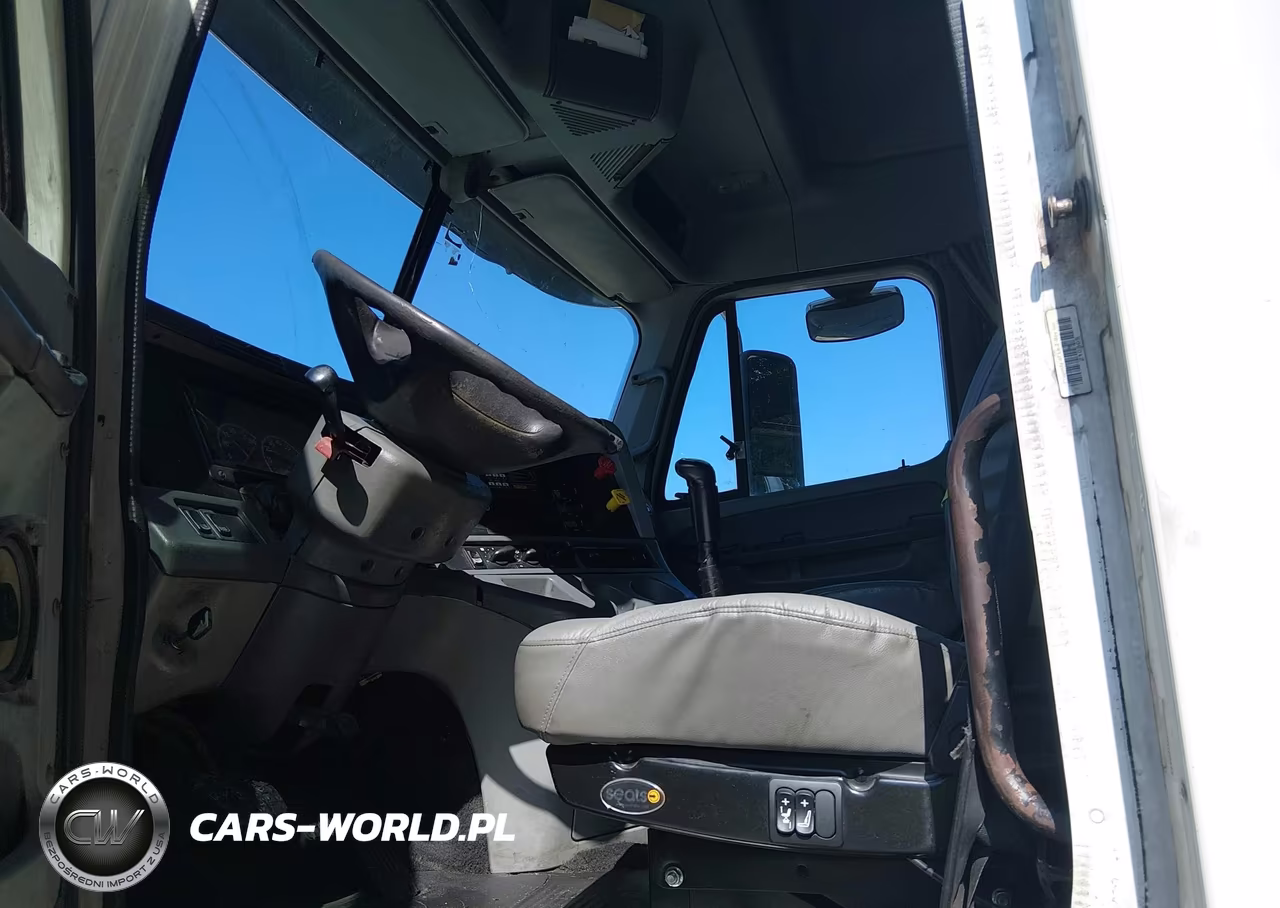 2007 Freightliner Conventional Columbia VIN:1FUJA6CK57LY89039 - 7