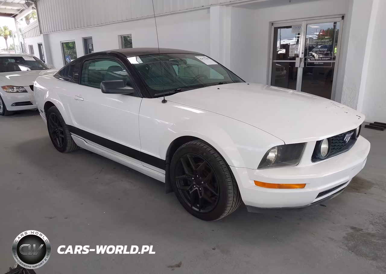 2006 Ford Mustang V6
