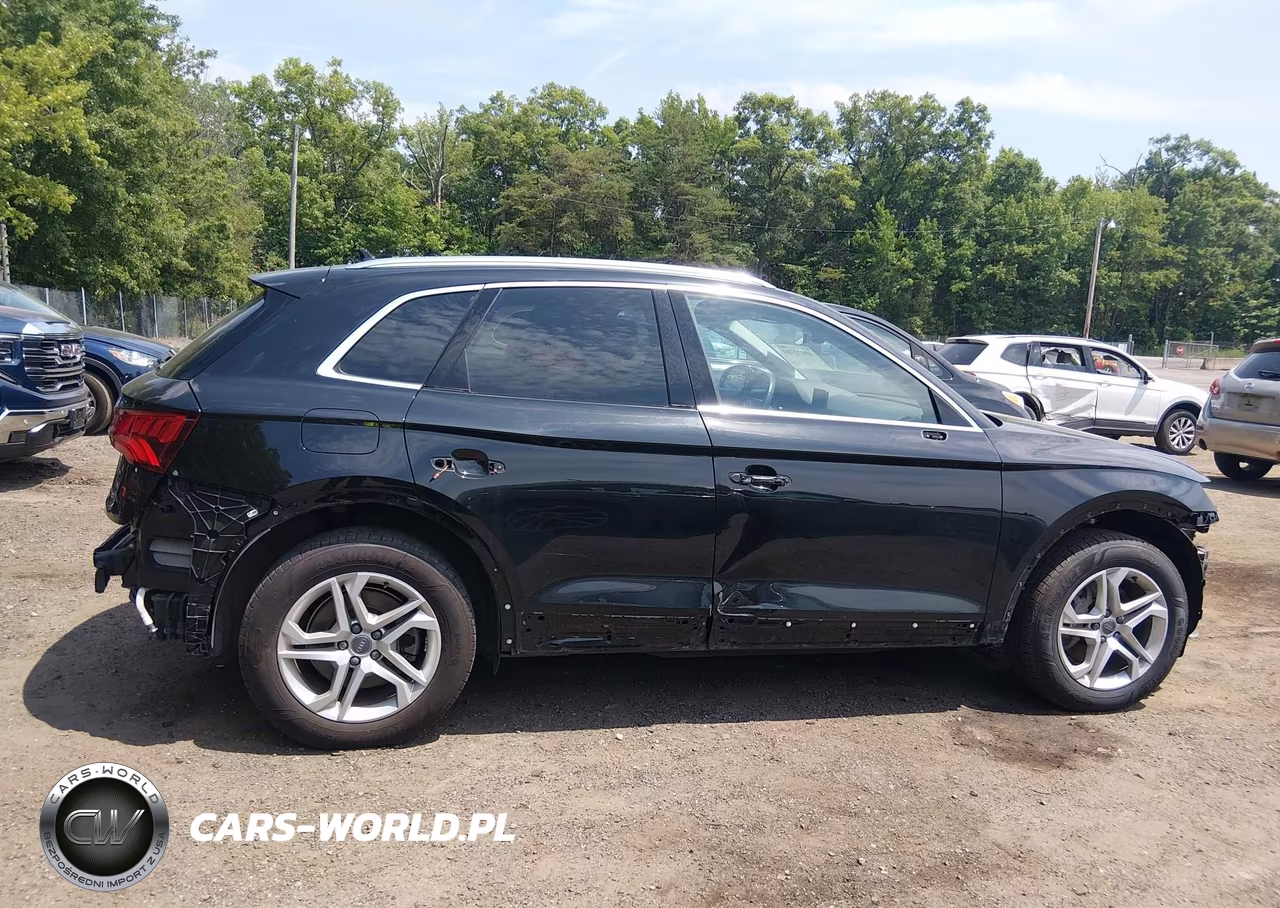 2019 Audi Q5 45 Premium VIN:WA1ANAFYXK2042590 - 13