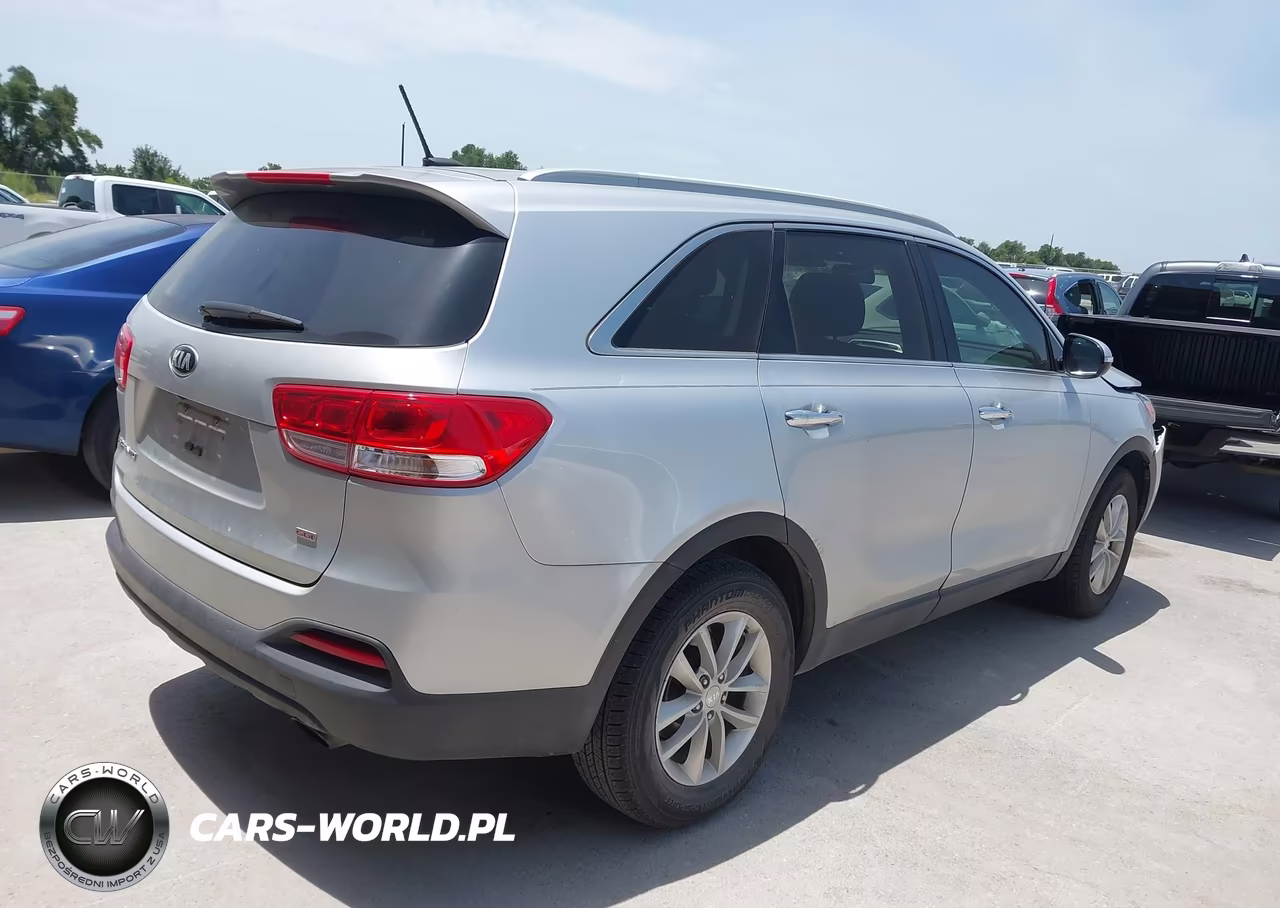 2016 Kia Sorento 2.4L Lx VIN:5XYPG4A31GG170656 - 4