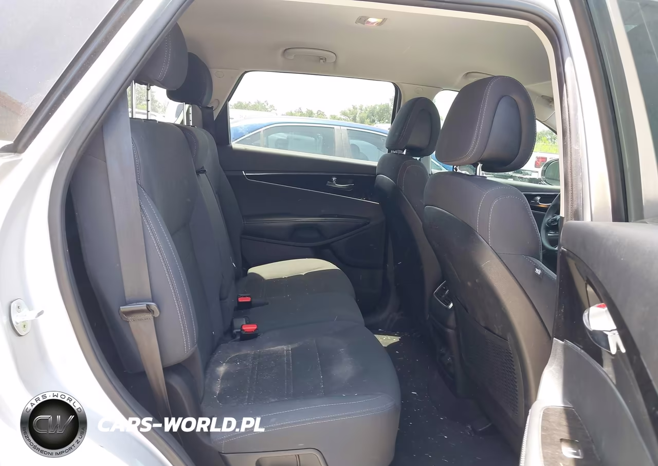 2016 Kia Sorento 2.4L Lx VIN:5XYPG4A31GG170656 - 8
