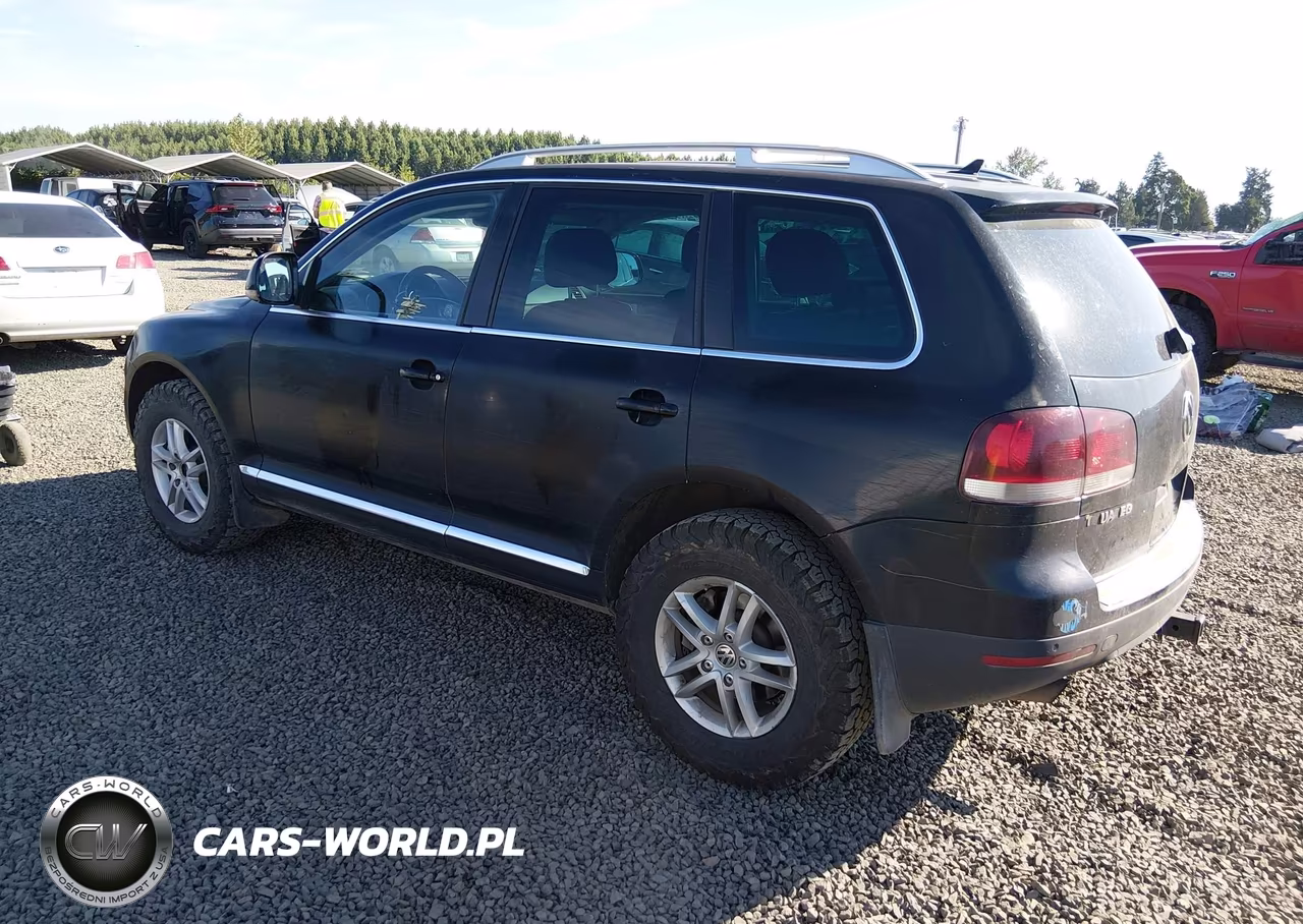2010 Volkswagen Touareg V6 Tdi VIN:WVGAK7A95AD001638 - 3