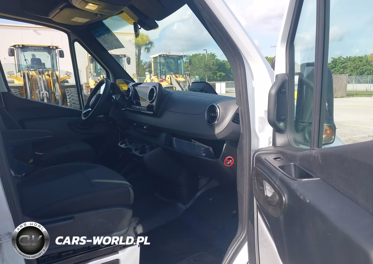 2026 Mercedes-Benz Sprinter 2500 High Roof 4-Cyl Diesel VIN:W1Z4KGHY7TT604699 - 5