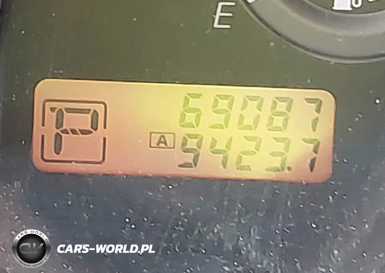 2010 Nissan Versa 1.8S VIN:3N1BC1AP5AL379960 - 15