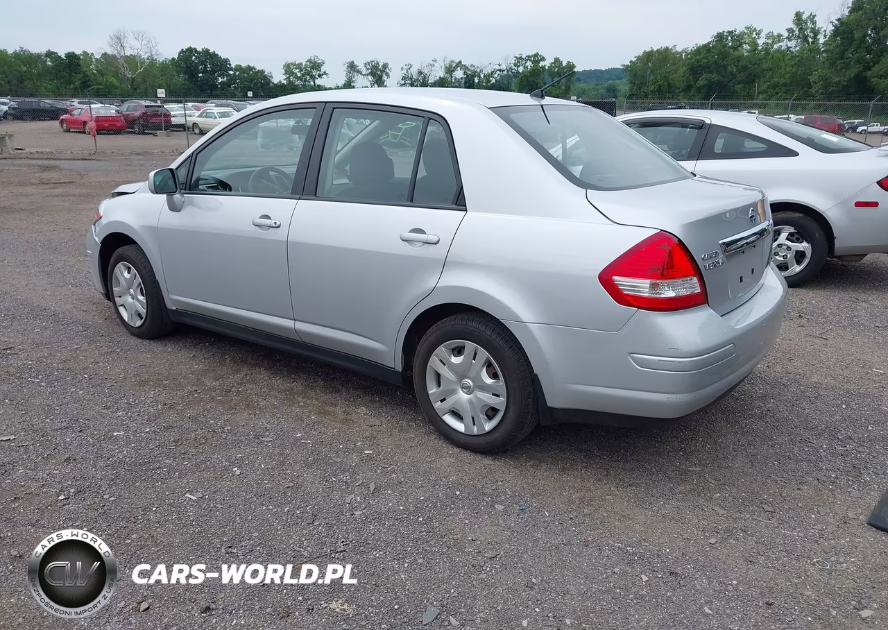 2010 Nissan Versa 1.8S VIN:3N1BC1AP5AL379960 - 3