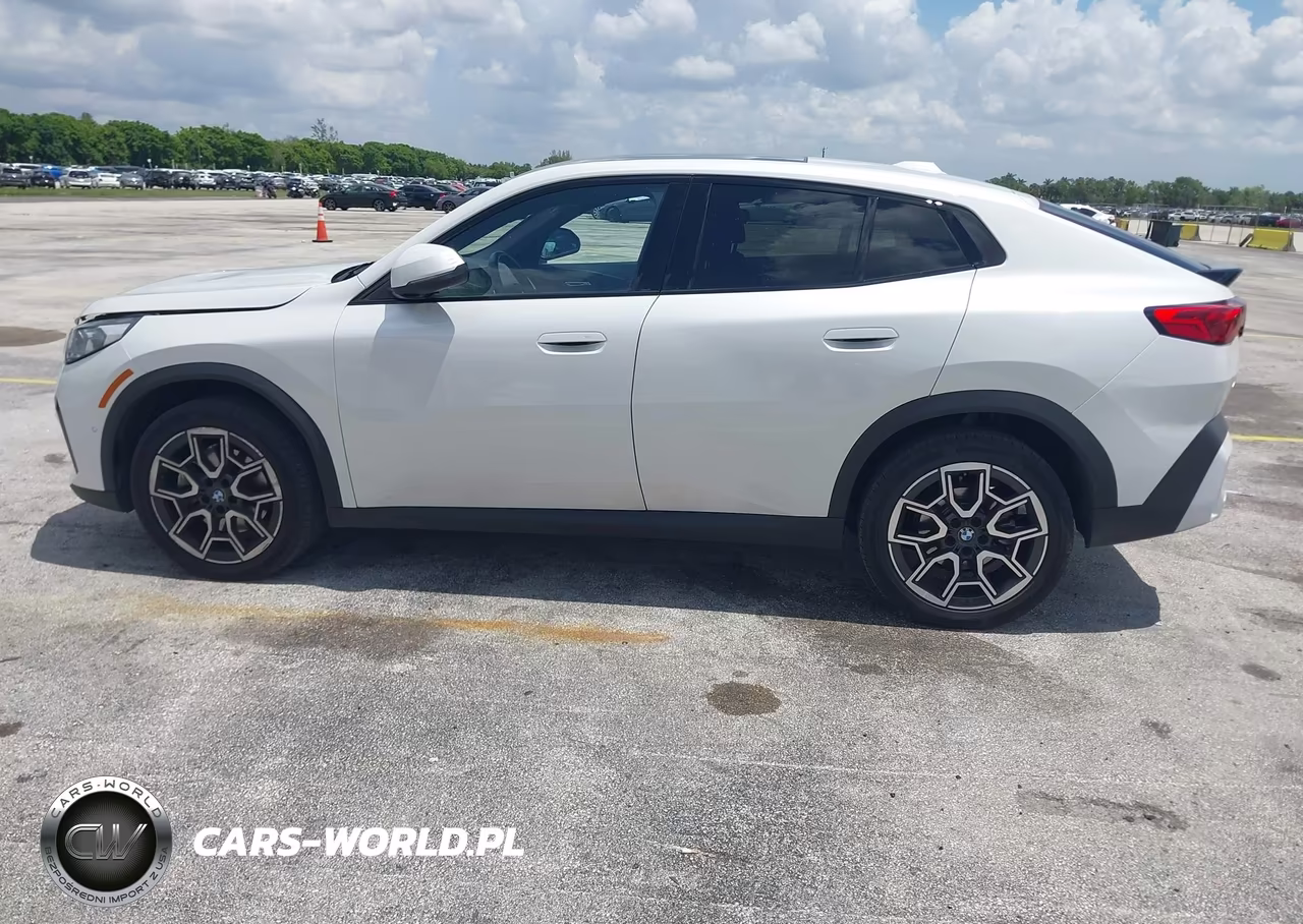 2026 BMW X2 xDrive28I VIN:WBX63GM01T5468172 - 14