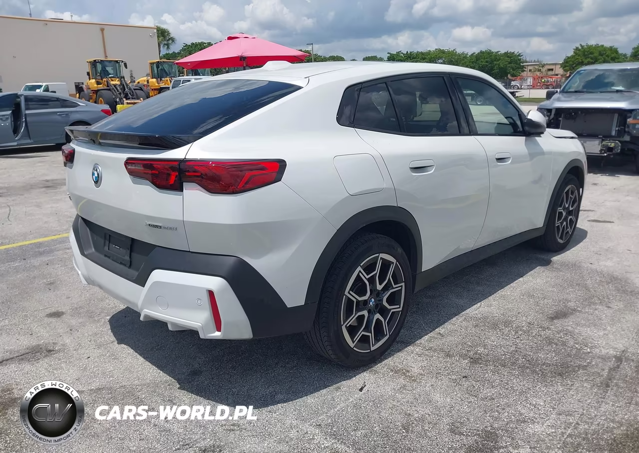 2026 BMW X2 xDrive28I VIN:WBX63GM01T5468172 - 4