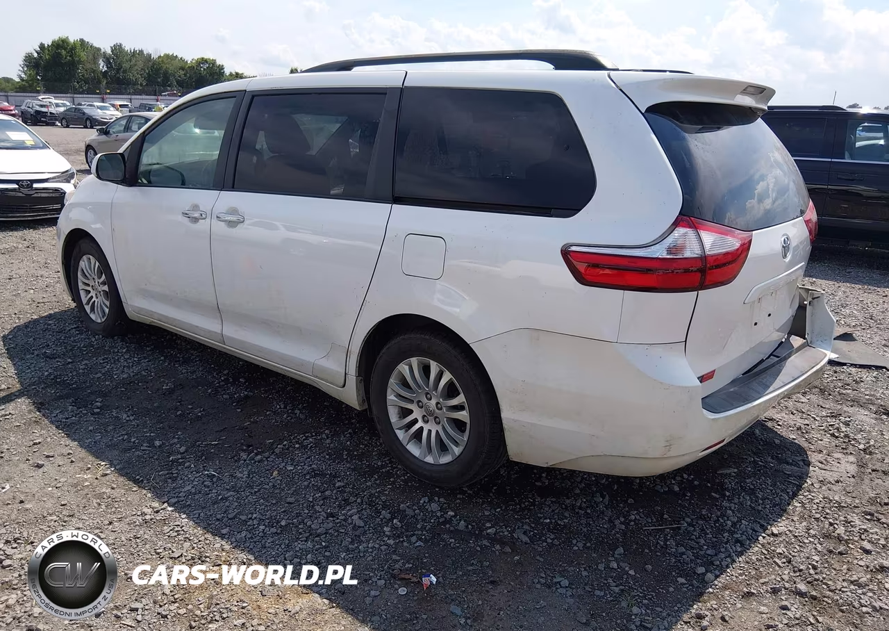 2015 Toyota Sienna Xle 8 Passenger VIN:5TDYK3DC2FS683795 - 3