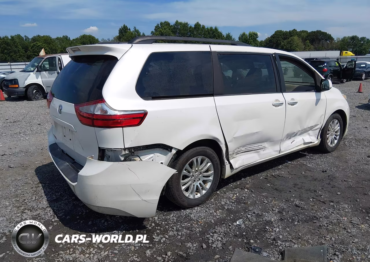 2015 Toyota Sienna Xle 8 Passenger VIN:5TDYK3DC2FS683795 - 4
