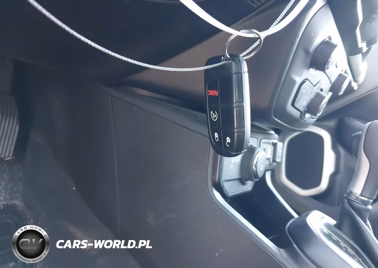 2020 Jeep Renegade Latitude 4X4 VIN:ZACNJBBB6LPM00444 - 11