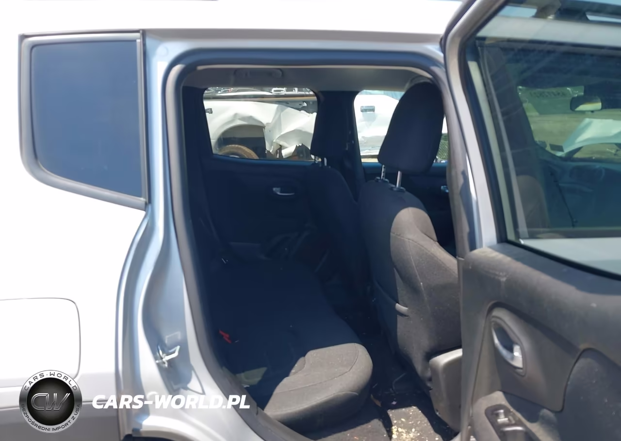 2020 Jeep Renegade Latitude 4X4 VIN:ZACNJBBB6LPM00444 - 8